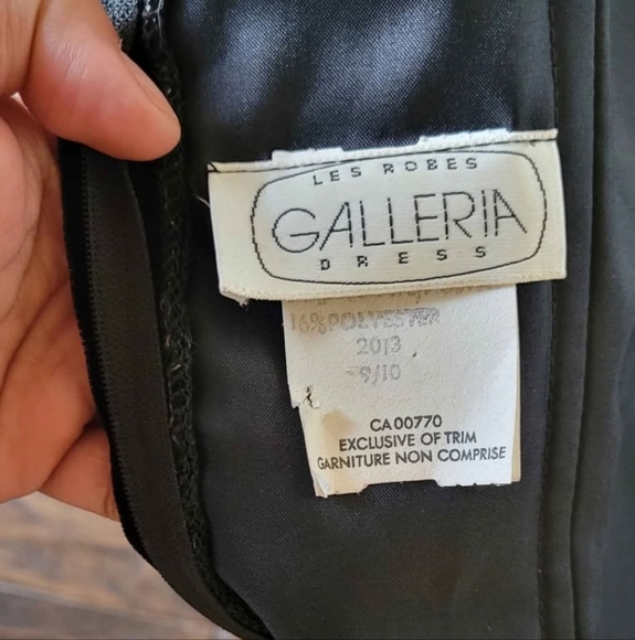 SEXY 90's Les Robes Galleria Black Velvet Luxurious Evening Dress Size 9/10 - Picture 9 of 9